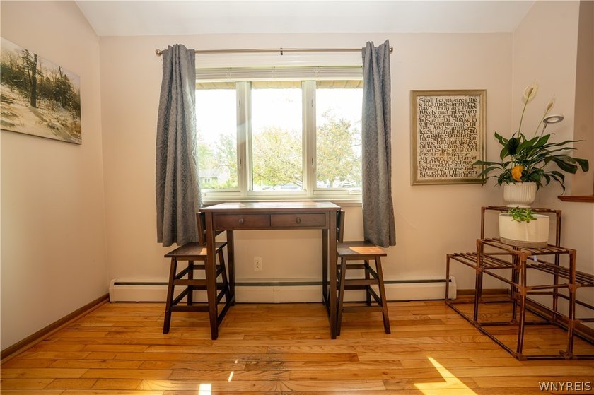 Welcome home to this inviting 4-bedroom, 1.5-bath residence - photo 9