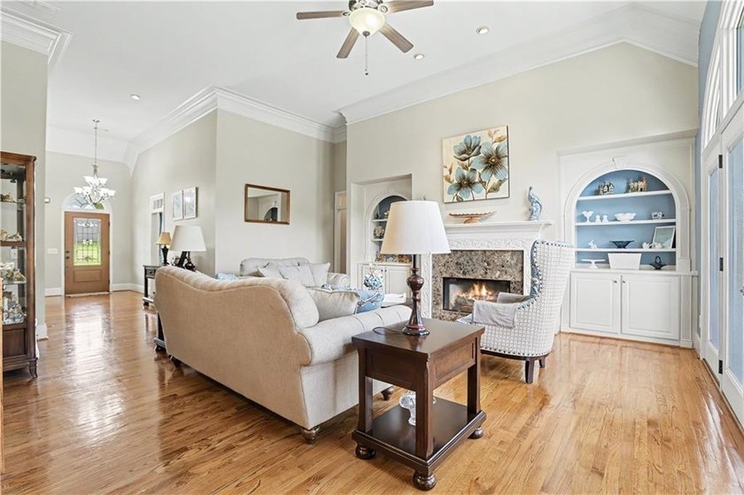 BEAUTIFULLY MAINTAINED 5 BED, 4.5 BATH RANCH HOME ON FINISHED - photo 5