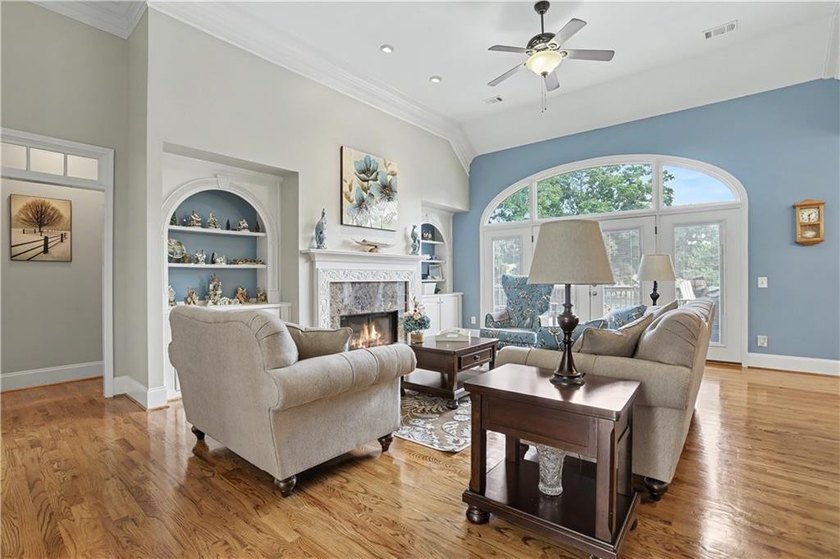BEAUTIFULLY MAINTAINED 5 BED, 4.5 BATH RANCH HOME ON FINISHED - photo 6