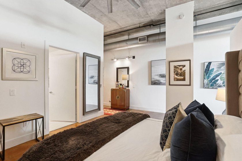 Delray Beach Downtown living! Located just 1.5 blocks from - photo 16
