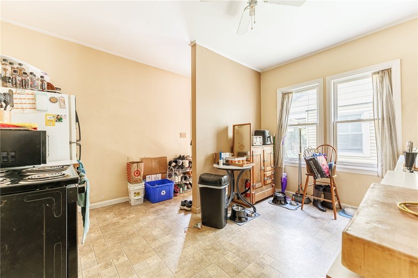 Don't miss this fantastic opportunity to own a spacious - photo 9