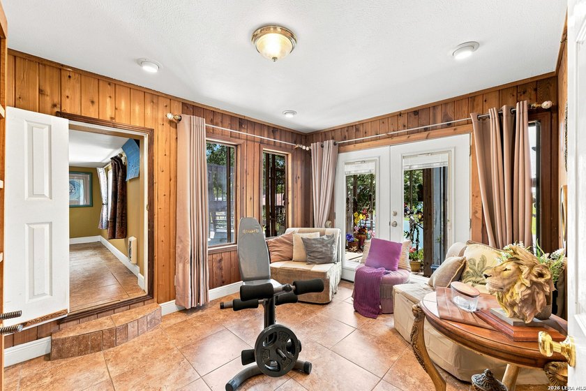 An extraordinary waterfront estate where timeless craftsmanship - photo 39