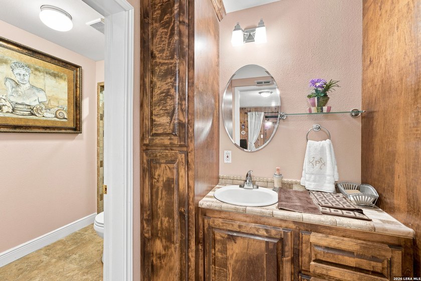An extraordinary waterfront estate where timeless craftsmanship - photo 41