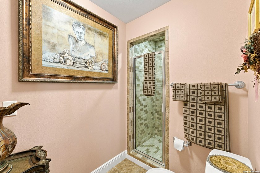 An extraordinary waterfront estate where timeless craftsmanship - photo 42