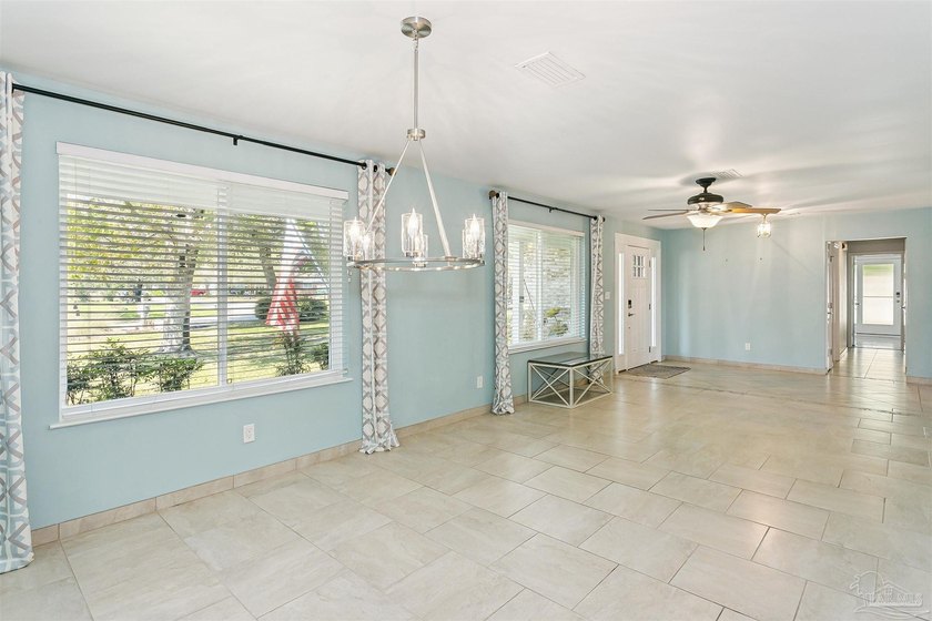 Rare income-producing or multi-generational layout in the - photo 11