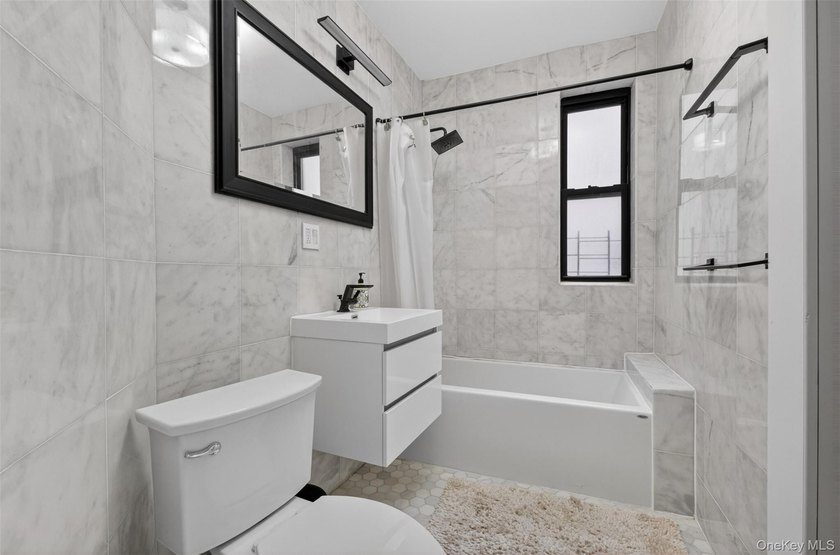 Beautiful 3-bedroom pre-war condominium available on historic - photo 12