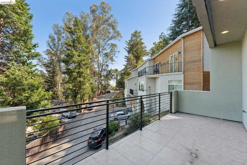 Contractor Special/ Fixer! Incredible Opportunity in the - photo 24