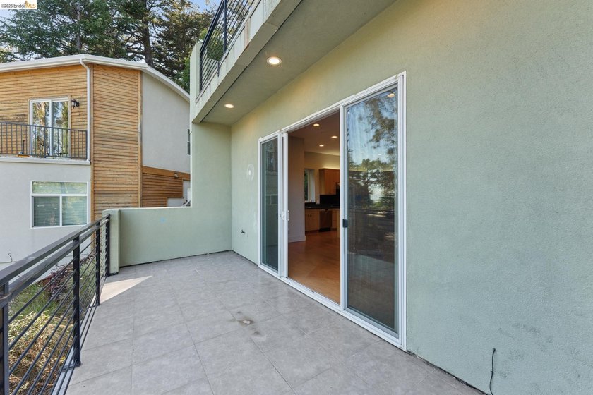 Contractor Special/ Fixer! Incredible Opportunity in the - photo 25