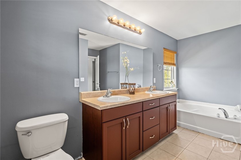 **Move-In Ready Lagoon-View Home on a Cul-de-Sac in The - photo 31
