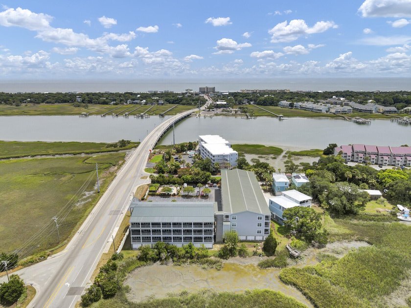 Enjoy the best of Folly Beach living at Marsh Winds, where you - photo 38