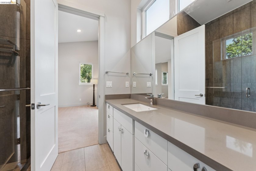 Contractor Special/ Fixer! Incredible Opportunity in the - photo 48