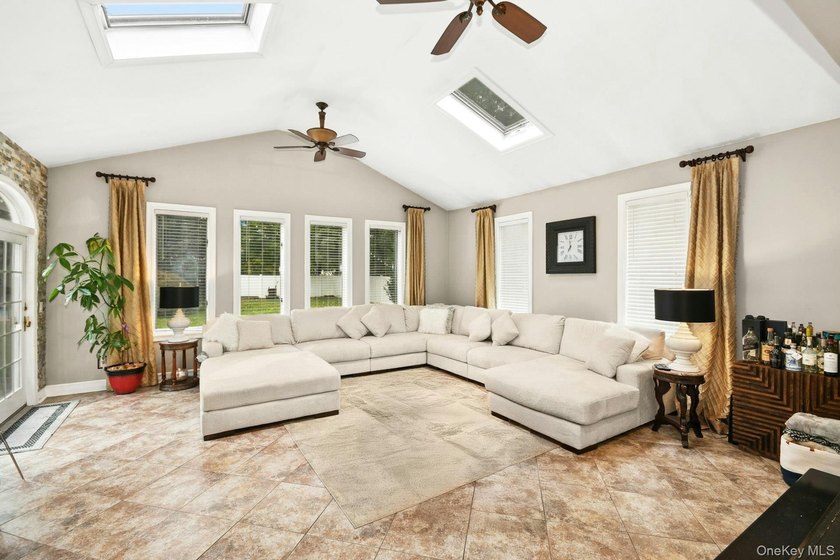 Surprisingly Spacious and Expanded Ranch in Sayville - Updated - photo 12
