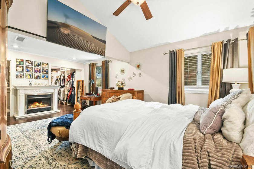 Surprisingly Spacious and Expanded Ranch in Sayville - Updated - photo 14