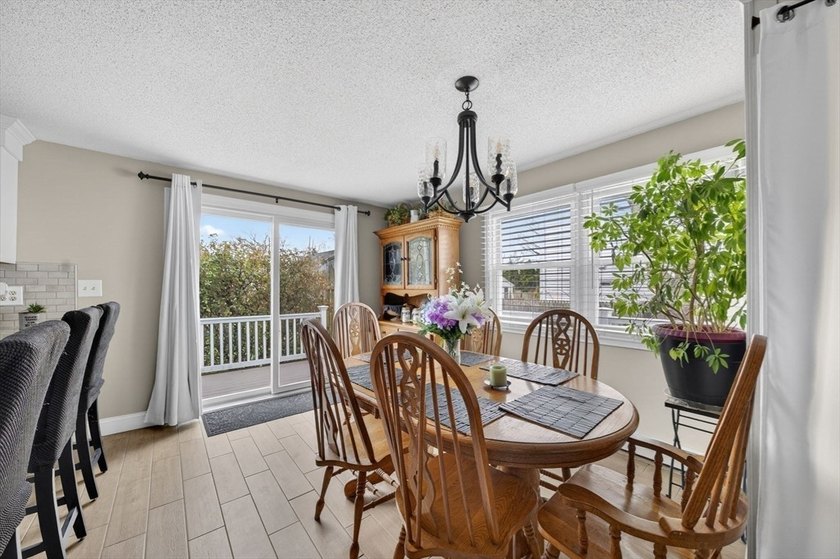 Major price improvement! Seller is under contract on their next - photo 6