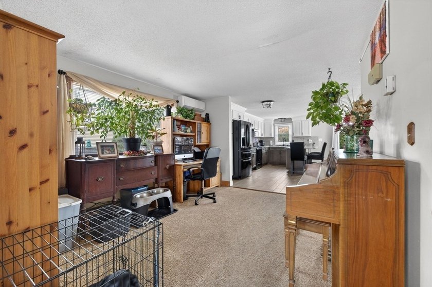 Major price improvement! Seller is under contract on their next - photo 9