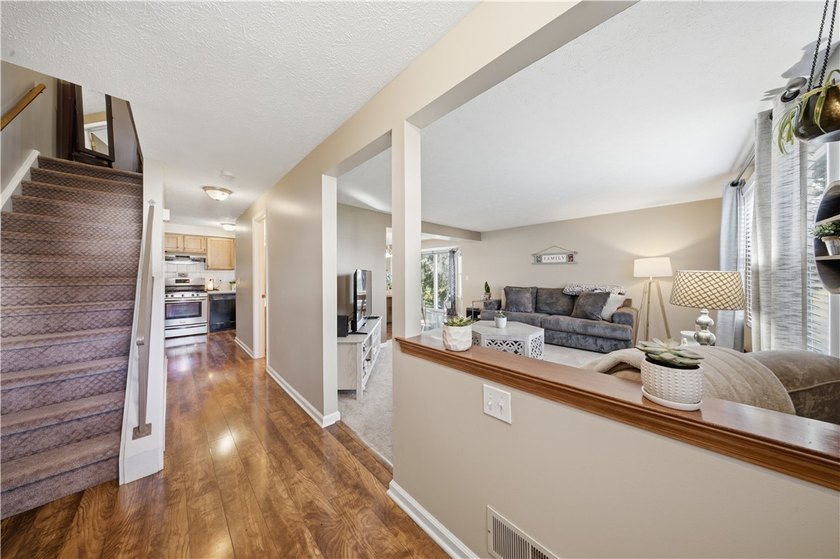 Welcome home to this beautifully maintained 2-bedroom, 1.5-bath - photo 3