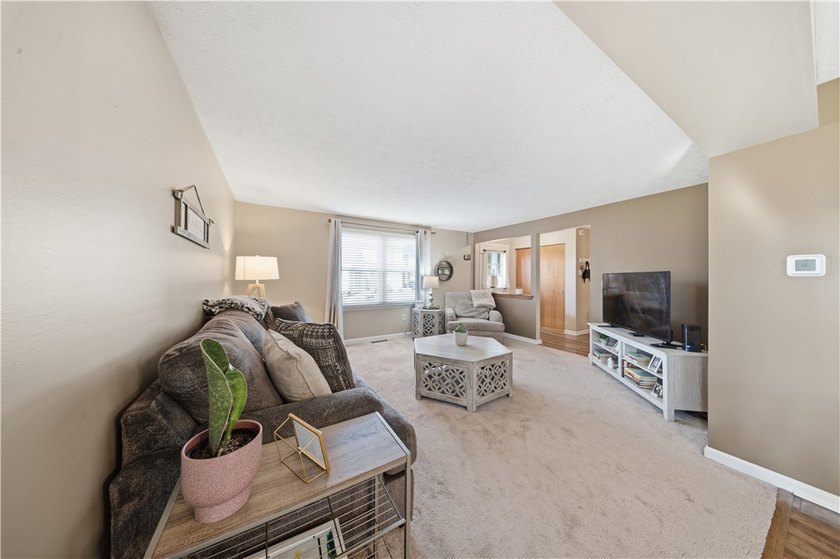 Welcome home to this beautifully maintained 2-bedroom, 1.5-bath - photo 9