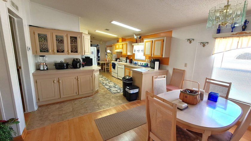 **One of the BIGGEST LOT on property. Priced to sell!!** HUGE - photo 10