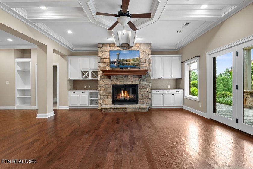 Experience exceptional lakefront living in this custom estate - photo 34