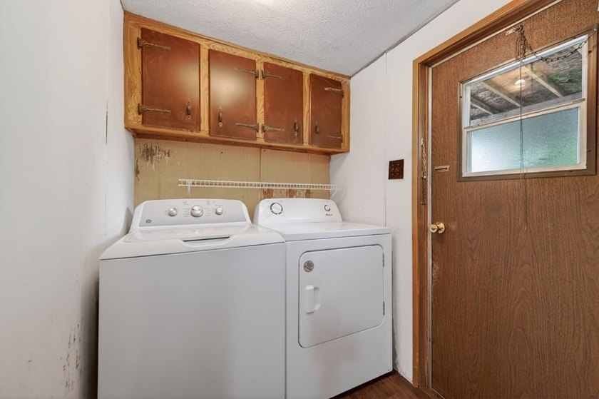 Welcome to 6135 Parrott Mountain Road! Conveniently located in - photo 23
