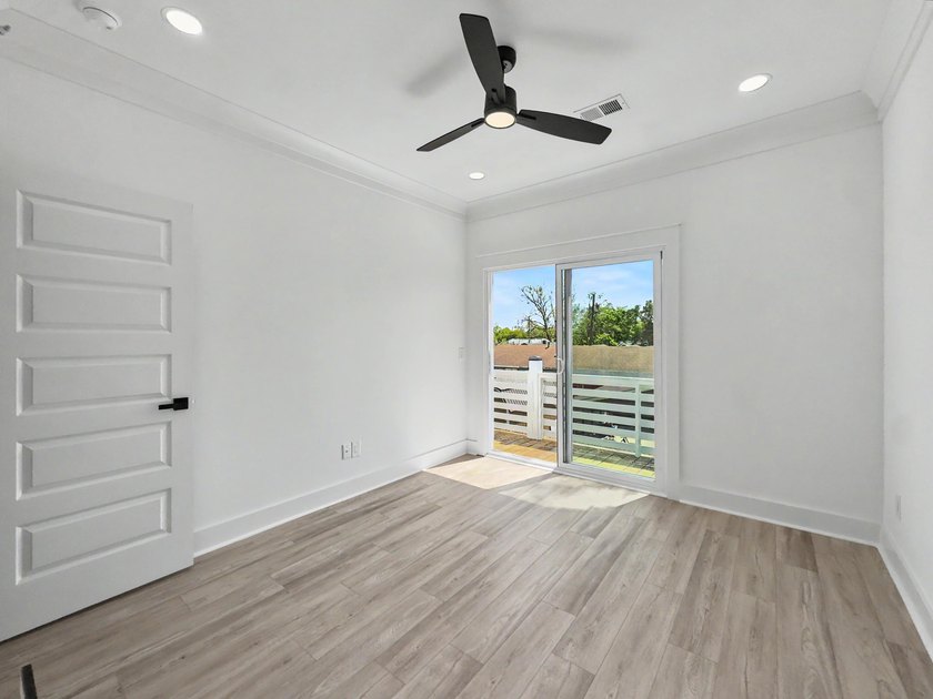 Welcome to 1985 Delaware Ave, a stunning newly built home - photo 30