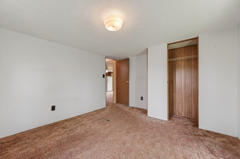 Welcome to 6135 Parrott Mountain Road! Conveniently located in - photo 37