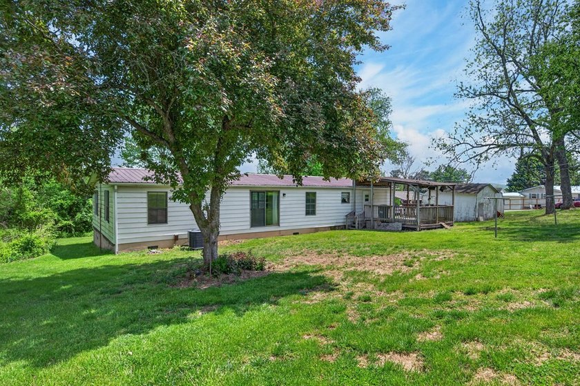 Welcome to 6135 Parrott Mountain Road! Conveniently located in - photo 46