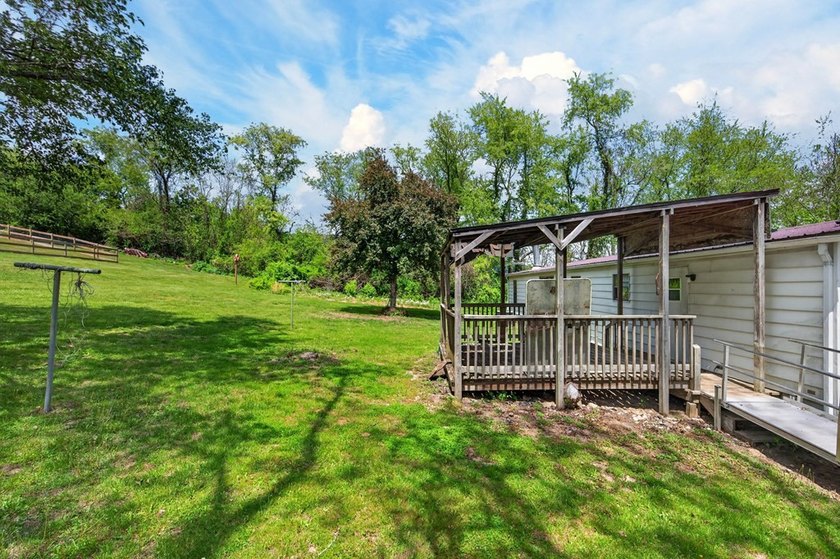 Welcome to 6135 Parrott Mountain Road! Conveniently located in - photo 50