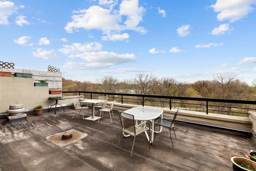 A rare opportunity to live directly beside Prospect Park in one - photo 9