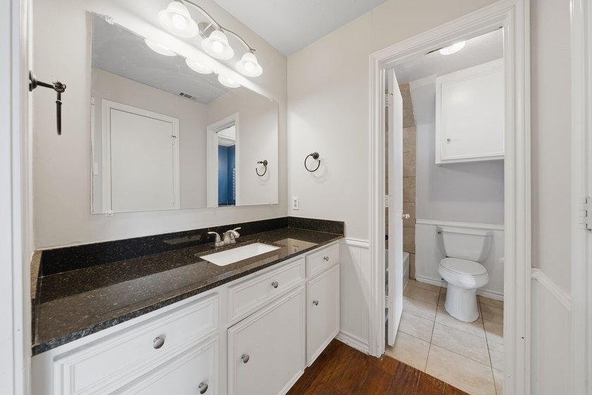 Nestled in the heart of highly sought-after Canyon Creek, this - photo 18