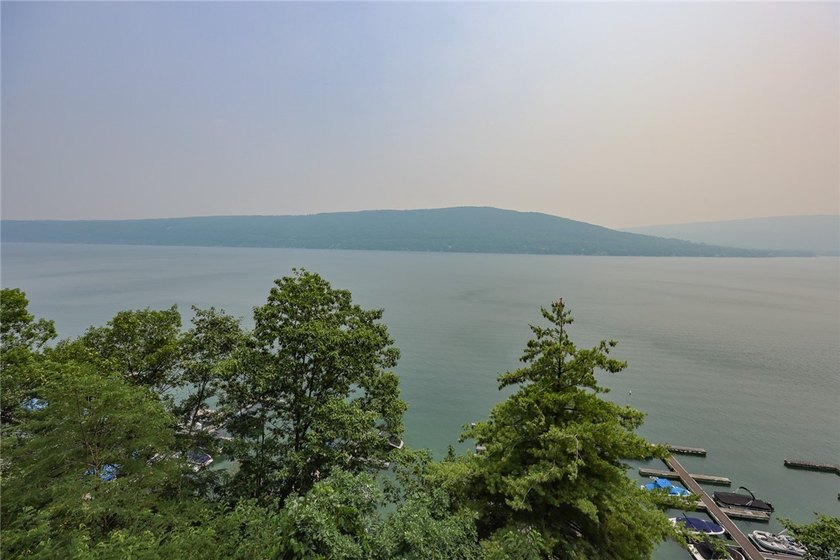 Experience luxury lakefront living in this stunning waterfront - photo 4