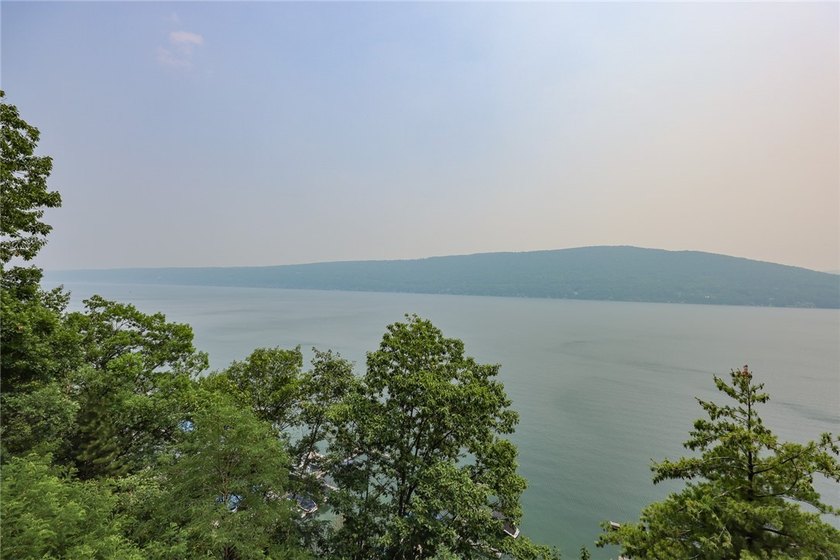Experience luxury lakefront living in this stunning waterfront - photo 5