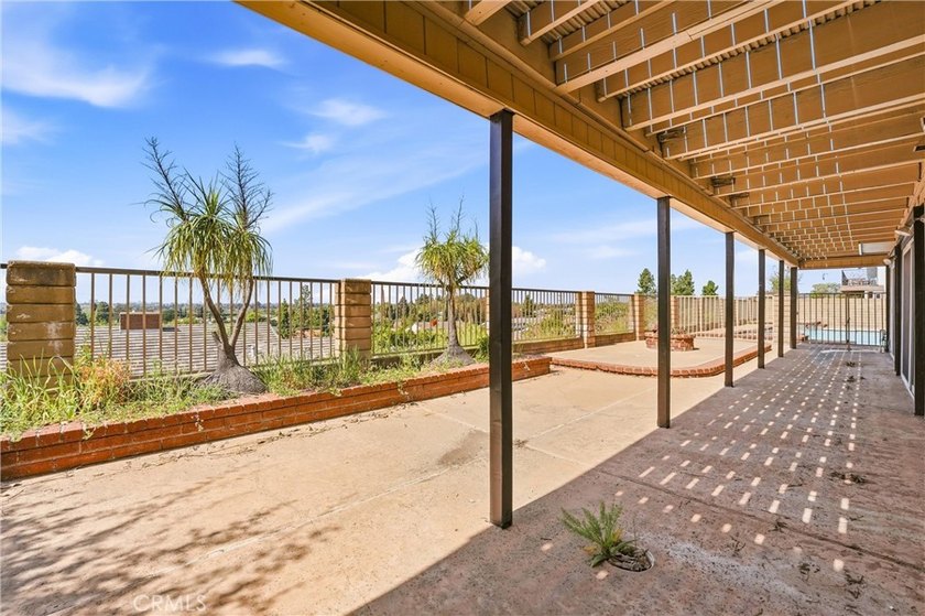 PRICE IMPROVED | $150,000 reduction on this exceptional luxury - photo 40