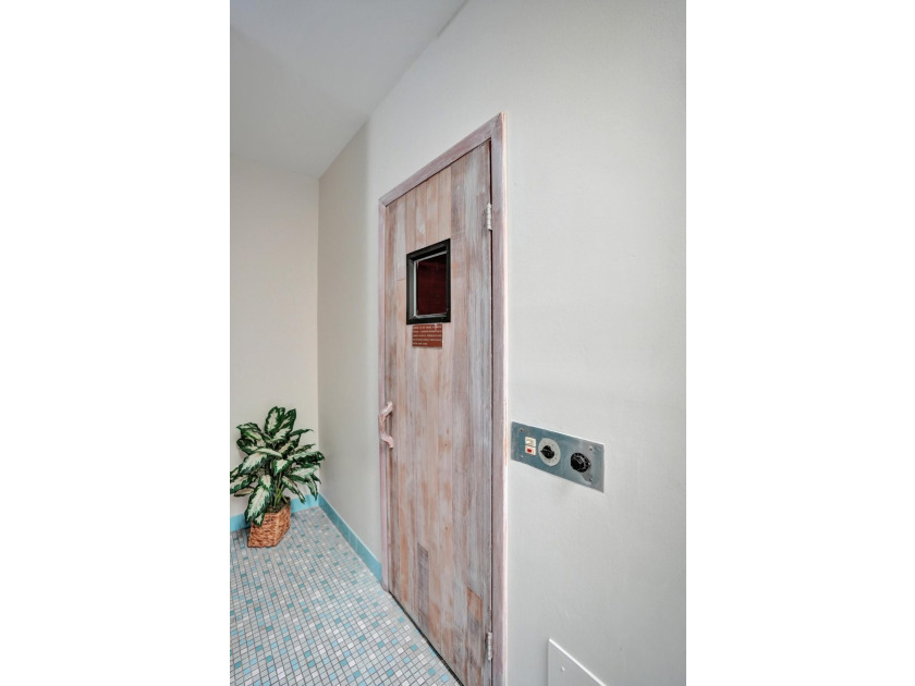 Gorgeous newly updated condo in the heart of Deerfield Beach! - photo 42