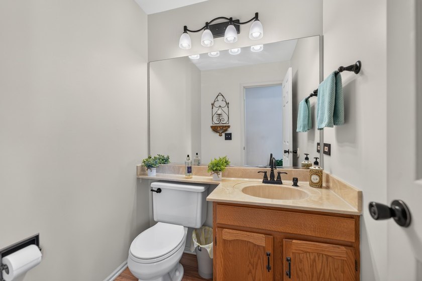 Welcome home to this beautifully maintained three-bedroom home - photo 8