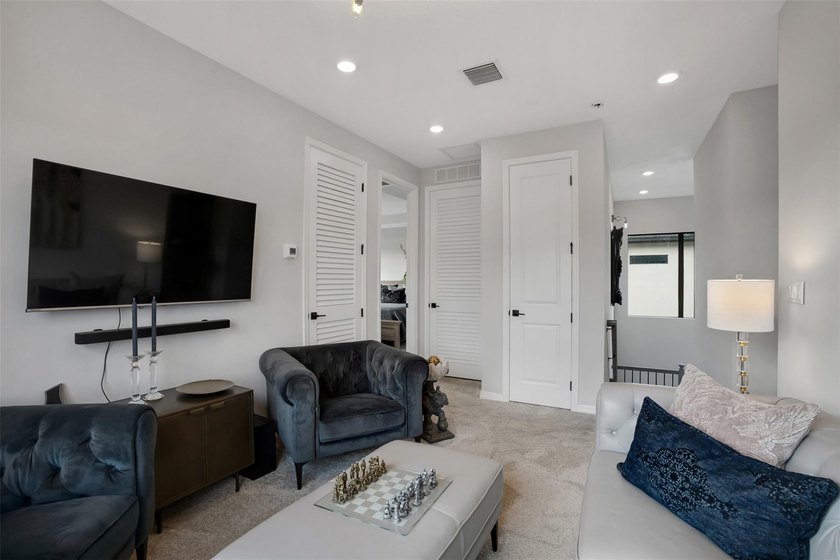 Enjoy resort-style living in Oak Tree, a premier gated community - photo 12