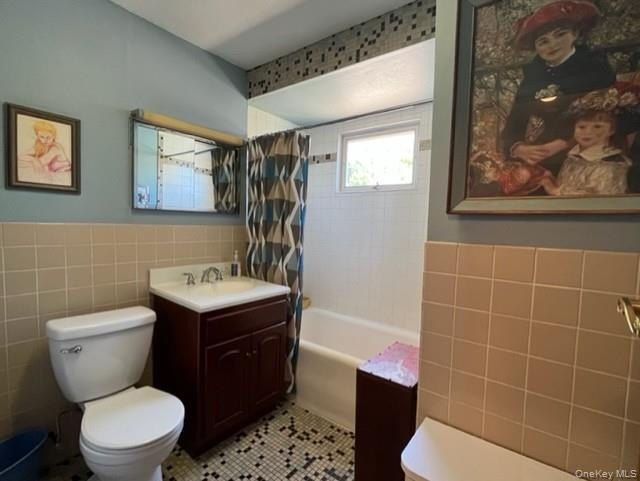 Lovingly maintained bright, spacious, Detached Colonial, 3 - photo 9