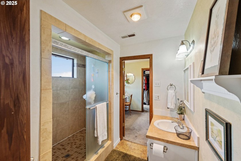Custom Updated Home on Telegraph Hill with Bay Views.This - photo 35