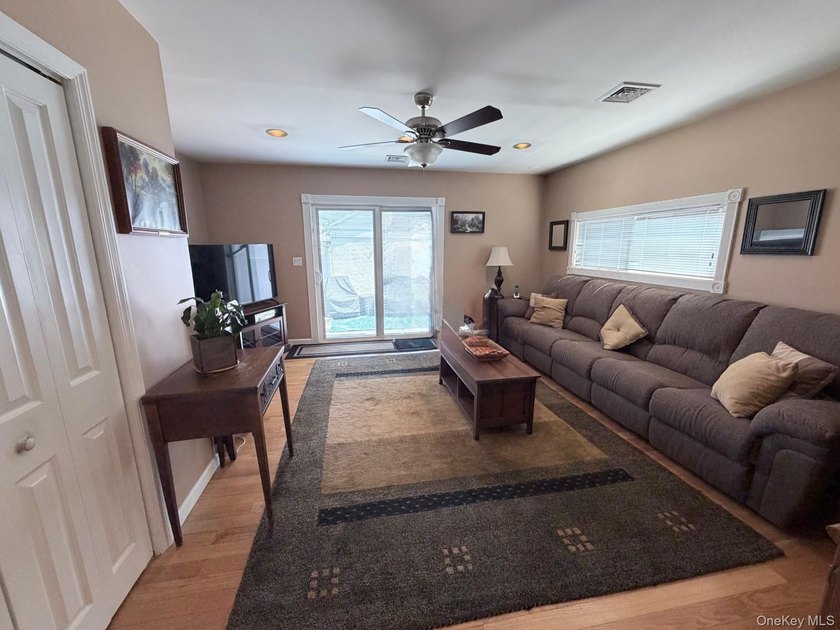 E-X-T-E-N-D-E-D Ranch in move in condition. Updated open kitchen - photo 8