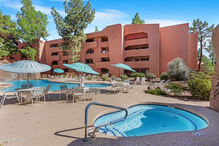 Beautifully renovated condo in the highly sought-after Anasazi - photo 5
