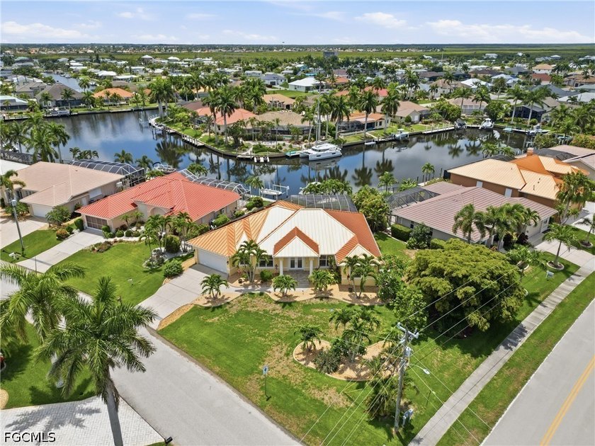Waterfront living at its finest in Punta Gorda Isles! This - photo 30