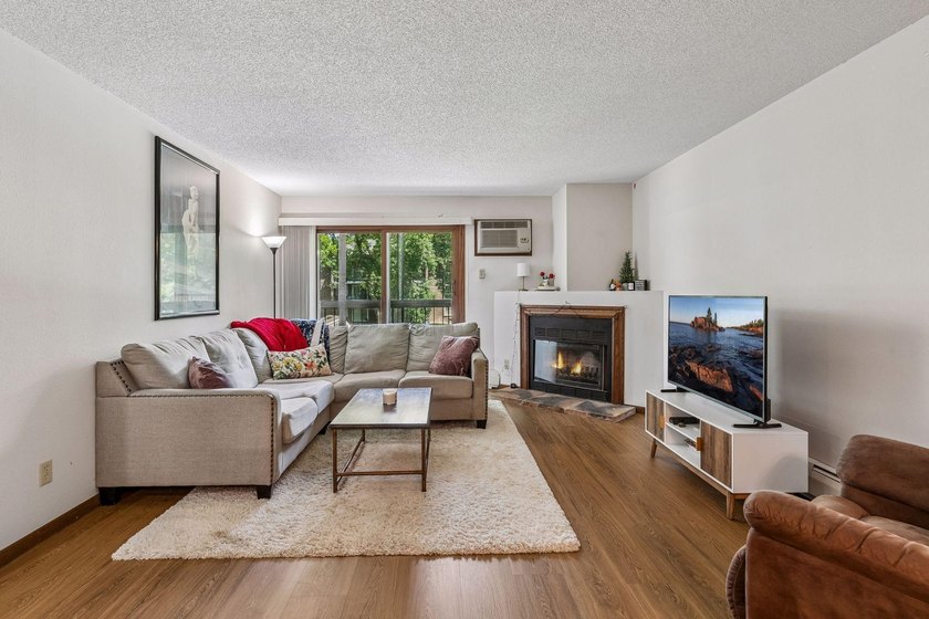 Rarely available corner unit with 3 bedrooms, 2 bathrooms, and 2 - photo 2