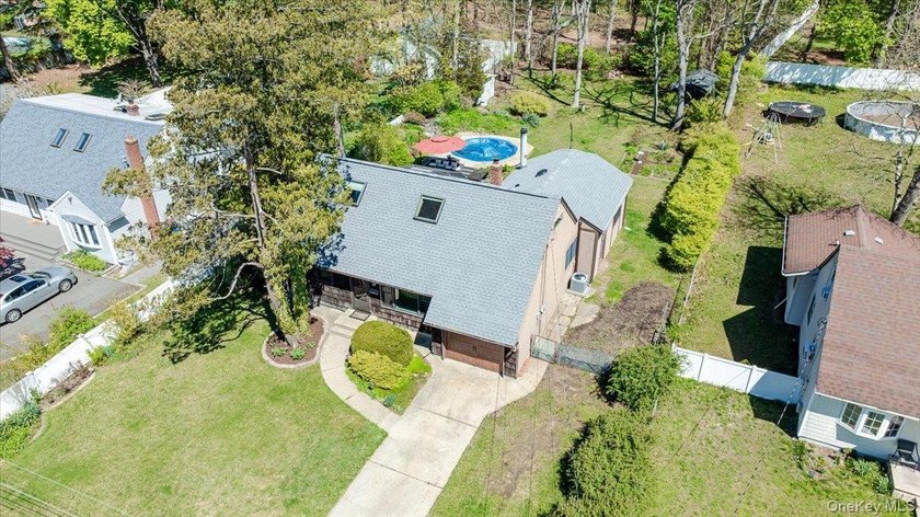 Welcome home to this Charming 3-Bedroom, 1.5-Bath Cape Cod with - photo 31
