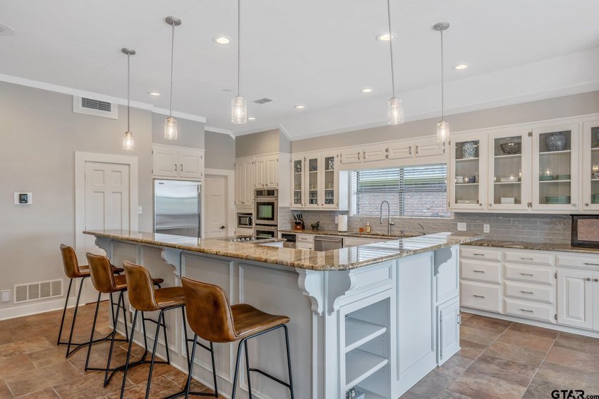 Completely refreshed and move-in ready, this exceptional - photo 11