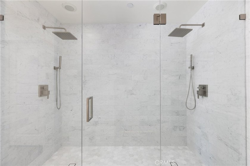 Welcome to 150 The Promenade N #202, a fully renovated - photo 3
