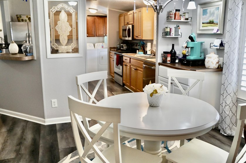 RARE FIND! 3 bedrooms/2 baths. Built in 2006. PET FRIENDLY. 2019 - photo 11