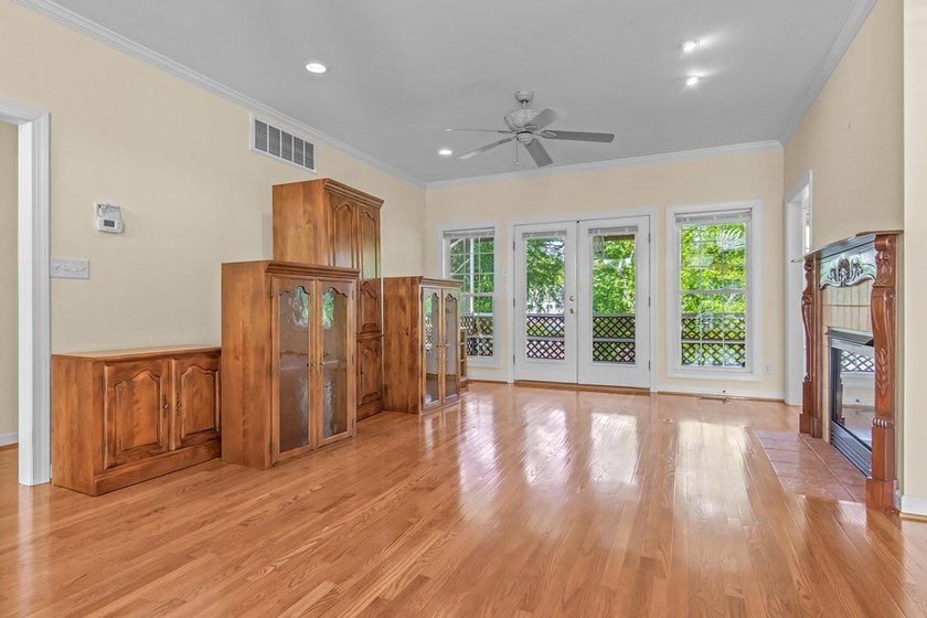 Lakefront Living at Its Finest - Nestled in the prestigious - photo 24