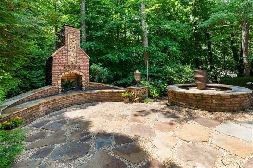 Located in the amenity-rich Olde Atlanta Club golf community - photo 7