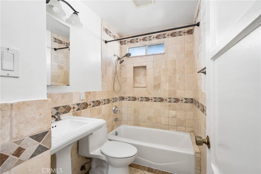 Great Lakewood Village Location. Single Family Residence with a - photo 15