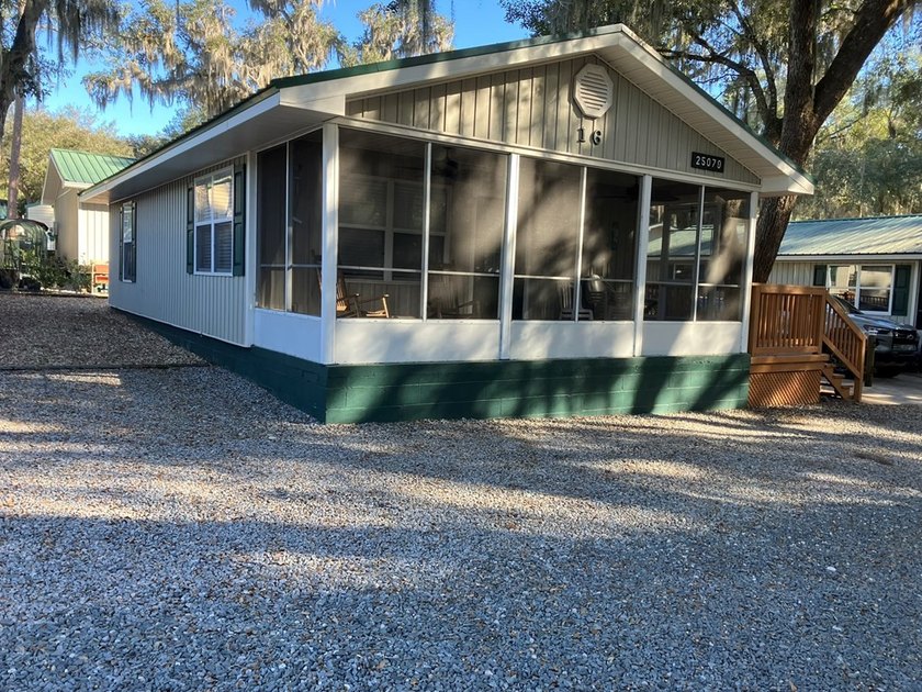 Two bedroom, one bath home in the cottage section of Salt - photo 2
